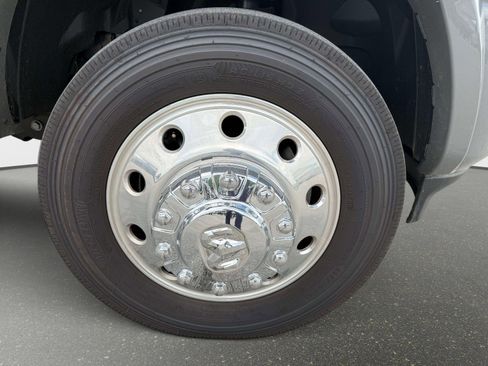 Used 2026 RAM 5500 4x4 Crew Cab w/ Laramie Trim Package image 7