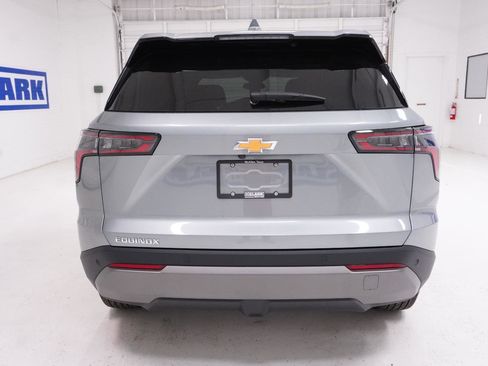 New 2026 Chevrolet Equinox LT image 6