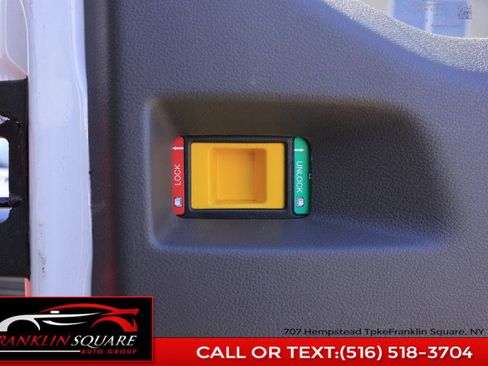 Used 2023 Ford Transit 350 XLT image 16