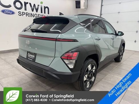 Used 2025 Hyundai Kona SEL image 5