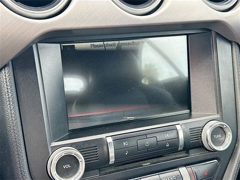 Used 2018 Ford Mustang Premium image 13