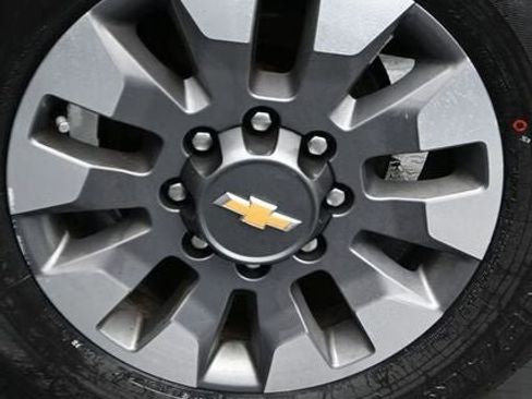 Used 2024 Chevrolet Silverado 2500 Custom w/ Custom Value Package image 16