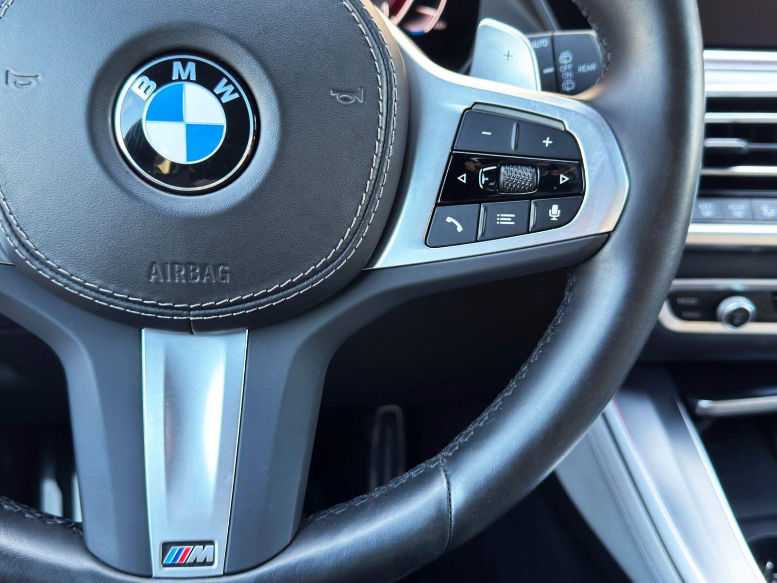Used 2023 BMW X5 sDrive40i w/ M Sport Package RWD image 25