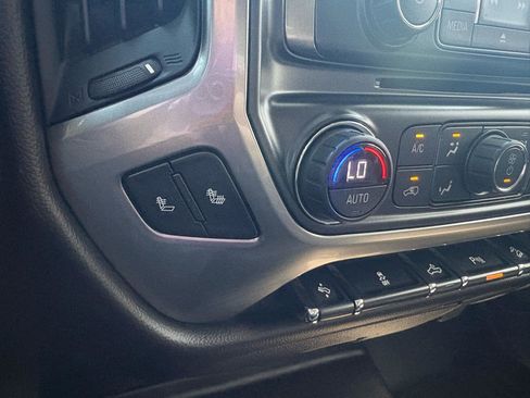 Used 2018 Chevrolet Silverado 1500 LT w/ All Star Edition AWD/4WD image 15