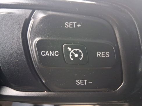 Used 2021 Jeep Wrangler Unlimited Sport AWD/4WD image 18