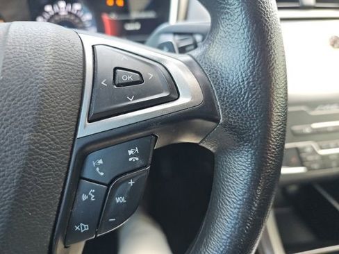 Used 2019 Ford Fusion SE AWD/4WD image 23