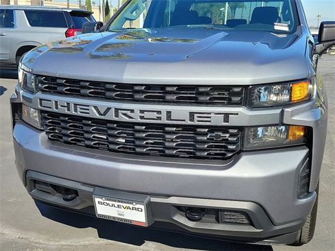 Used 2020 Chevrolet Silverado 1500 Custom w/ Custom Value Package image 24