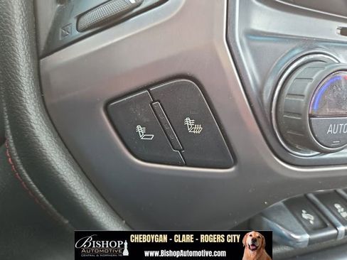Used 2018 GMC Sierra 2500 SLT w/ All Terrain HD Package AWD/4WD image 8