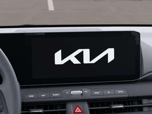 Used 2025 Kia K4 FWD image 43