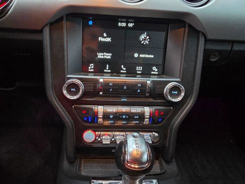 Used 2017 Ford Mustang Premium image 23