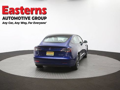 Used 2022 Tesla Model 3 Long Range AWD/4WD image 33
