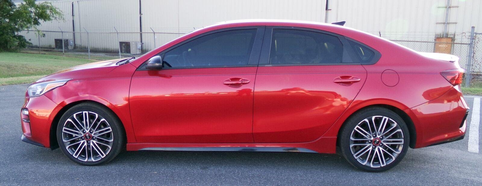 Used 2021 Kia Forte GT FWD image 2