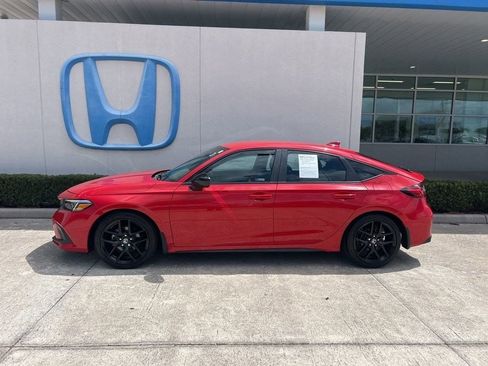 Used 2023 Honda Civic Sport image 5