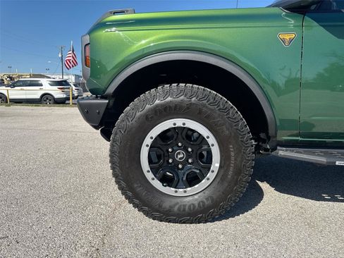 Certified 2023 Ford Bronco Badlands AWD/4WD image 19