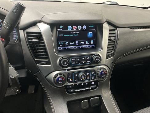 Used 2018 Chevrolet Suburban LS w/ Max Trailering Package image 17