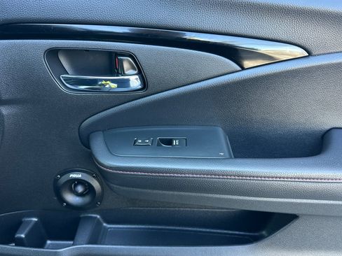 Used 2023 Honda Ridgeline Black Edition image 18