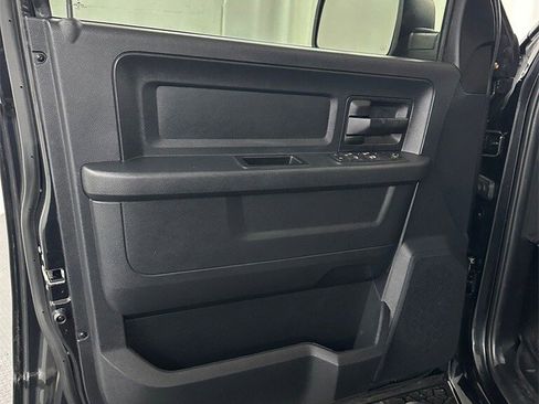 Used 2016 RAM 1500 Express w/ Black Ram 1500 Express Group image 8