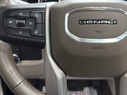 Used 2021 GMC Yukon XL Denali w/ LPO, Illumination Package image 17