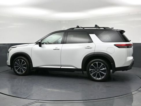 New 2026 Nissan Pathfinder Platinum AWD/4WD image 30