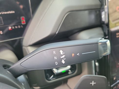 New 2026 GMC Yukon XL Denali w/ Denali Reserve Package RWD image 12