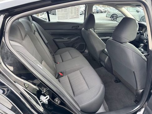 Used 2025 Nissan Altima 2.5 S image 30