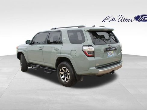 Used 2023 Toyota 4Runner TRD Off-Road Premium w/ Moonroof Package AWD/4WD image 6