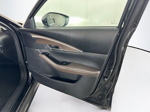 Used 2023 MAZDA CX-30 AWD 2.5 S w/ Premium Package image 33