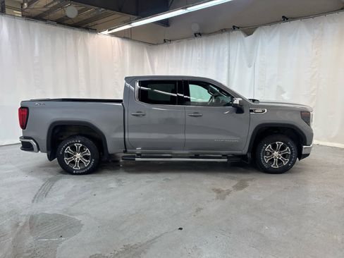 Certified 2024 GMC Sierra 1500 SLE image 7