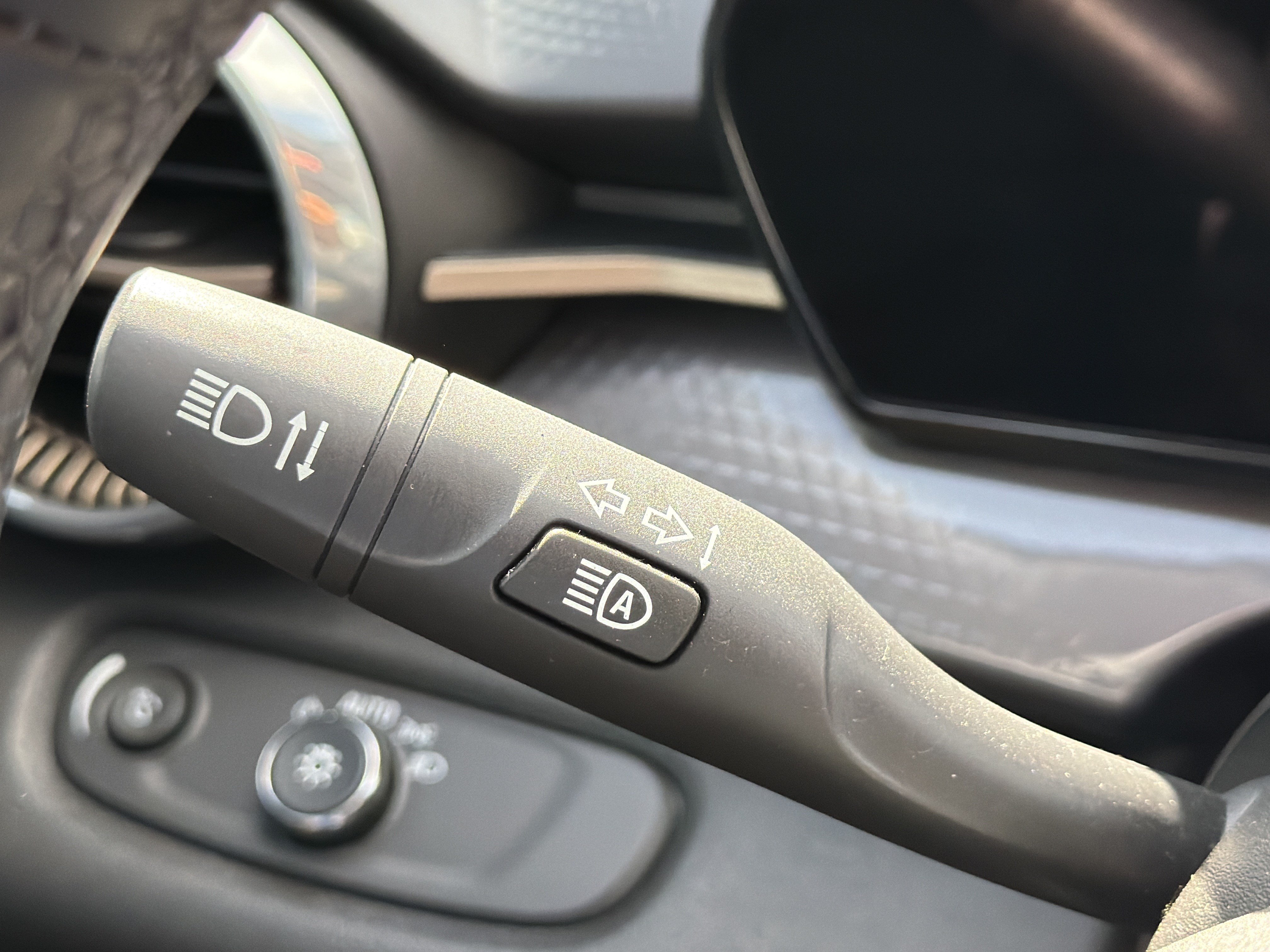 Used 2024 Chevrolet Trax ACTIV w/ Driver Confidence Package FWD image 19