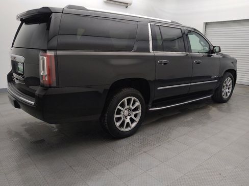 Used 2019 GMC Yukon XL Denali w/ Open Road Package image 10