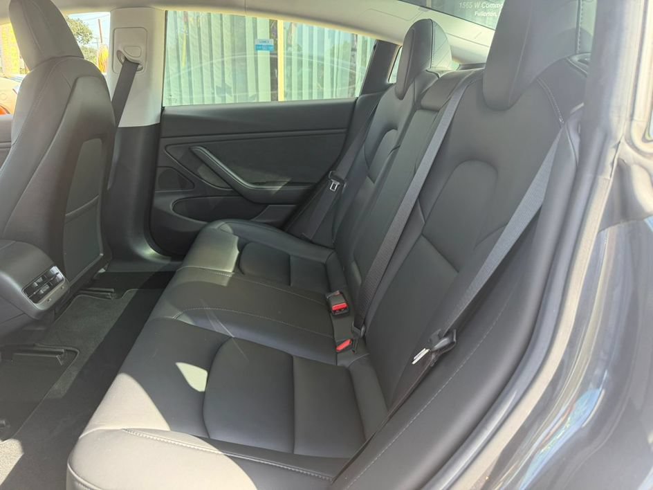 Used 2019 Tesla Model 3 Standard Range Plus RWD image 31