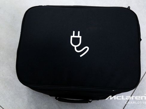 Used 2023 Porsche Cayenne Turbo S image 31