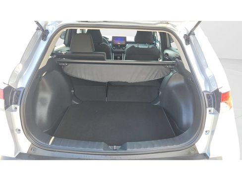 Certified 2024 Toyota Corolla Cross LE w/ Moonroof Package FWD image 9