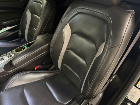 Used 2016 Chevrolet Camaro LT RWD image 32