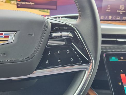 Used 2025 Cadillac Escalade Sport Platinum image 29