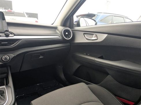 Used 2023 Kia Forte LXS image 15
