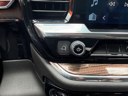 Used 2024 Chevrolet Silverado 1500 RST w/ Convenience Package II image 17