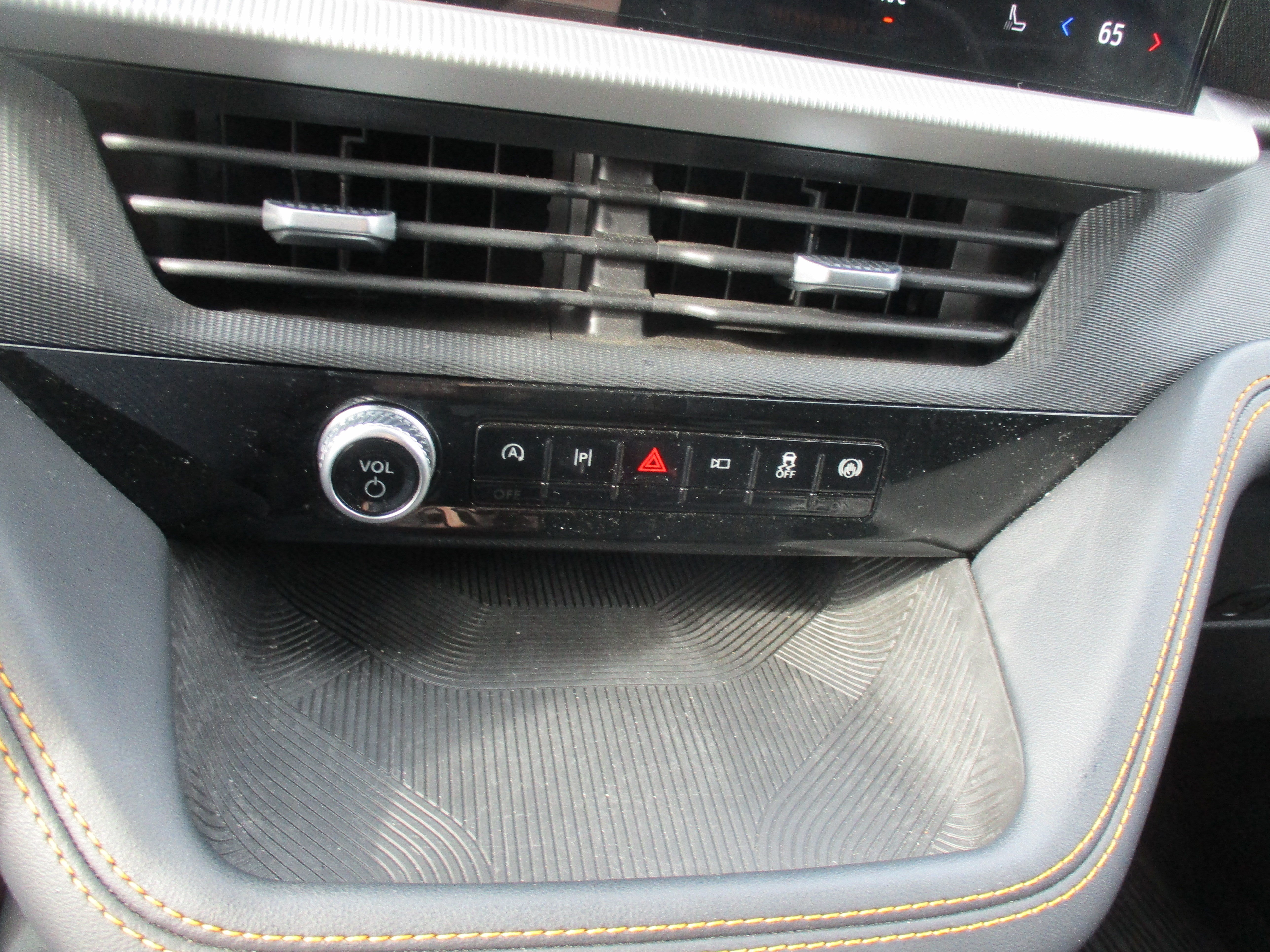 Used 2026 Ford Explorer Tremor w/ Tremor Convenience Package AWD/4WD image 19