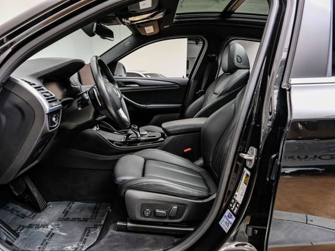 Used 2024 BMW X4 xDrive30i image 4