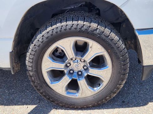 Used 2022 RAM 1500 Big Horn AWD/4WD image 15