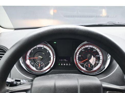 Used 2016 Dodge Grand Caravan SXT FWD image 47