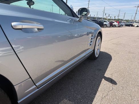 Used 2005 Chrysler Crossfire Limited RWD image 24