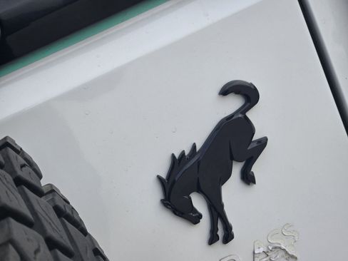 Used 2024 Ford Bronco Wildtrak image 11