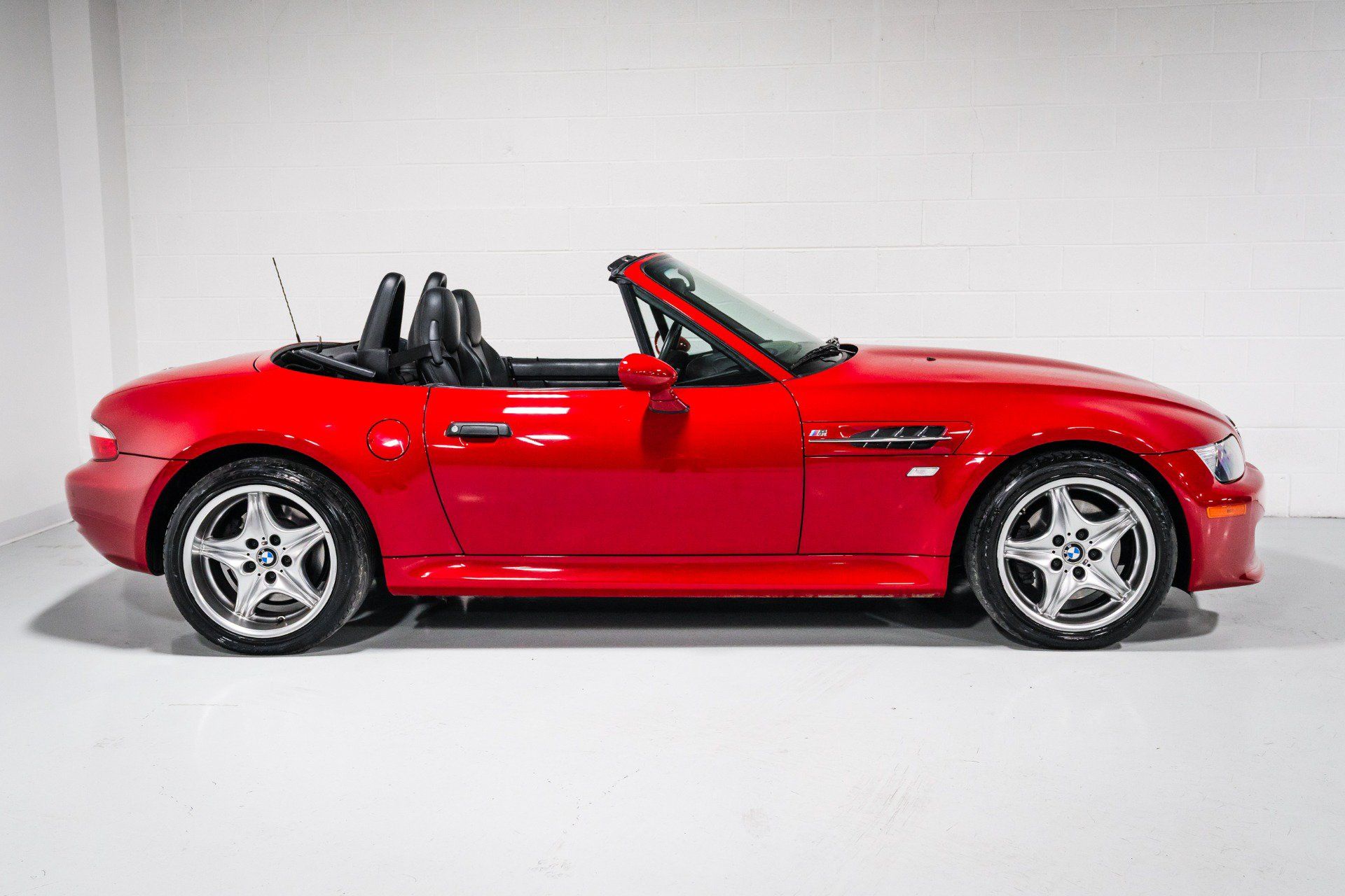 Used 2001 BMW M Roadster RWD image 2