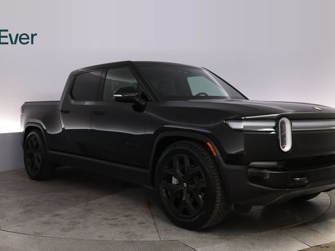 Used 2026 Rivian R1T Adventure AWD/4WD image 13