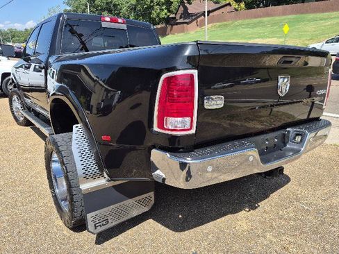 Used 2016 RAM 3500 Laramie Longhorn w/ Convenience Group AWD/4WD image 4