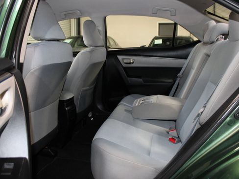 Used 2016 Toyota Corolla LE FWD image 21