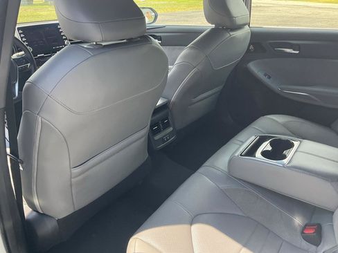 Used 2019 Toyota Avalon XSE w/ Carpet Mat Package FWD image 21