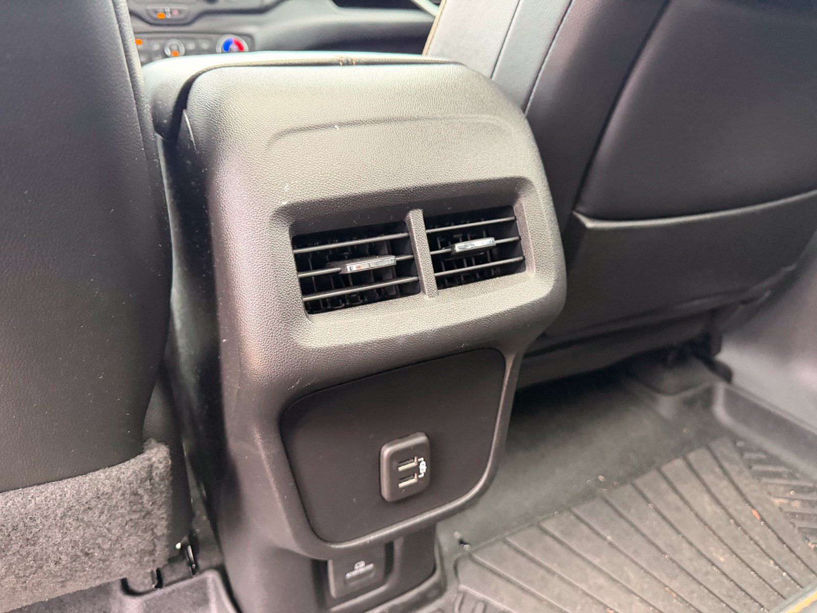 Used 2022 GMC Terrain AT4 w/ Infotainment Package II AWD/4WD image 14