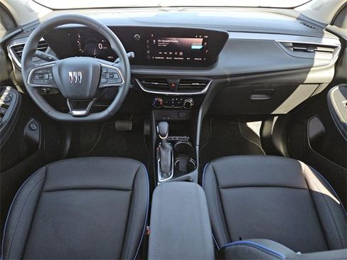 Used 2025 Buick Encore GX Sport Touring image 12